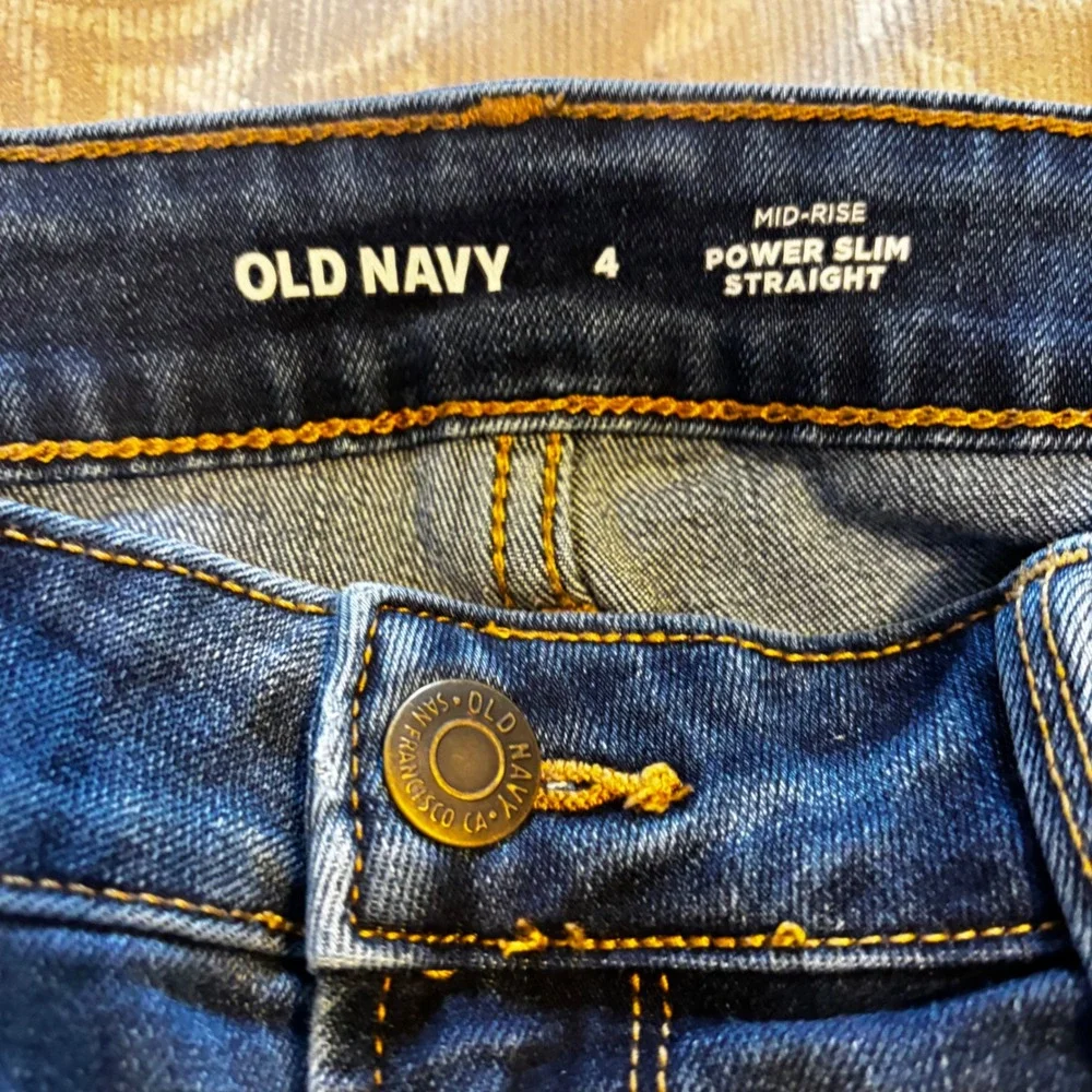 Old Navy Power Slim Straight‎ Jeans Womens 4 Distressed Mid Rise Denim (A1)